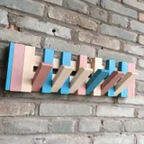 Porte manteau bois colore mural, vue 2