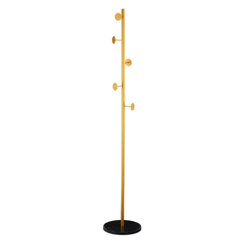 Porte manteau doré sur pied